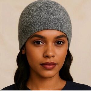 Barefoot Dreams Beanie Hat Super Soft CozyChic Confetti in Smokey Green Fog Gray